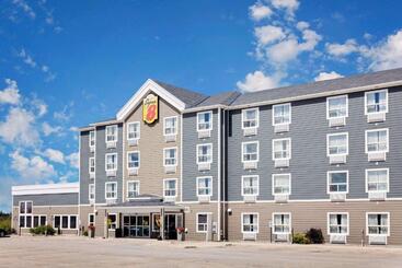 호텔 Super 8 By Wyndham Kapuskasing