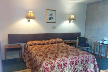 Отель The Bridgewater