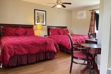 Scenic Motel Moncton