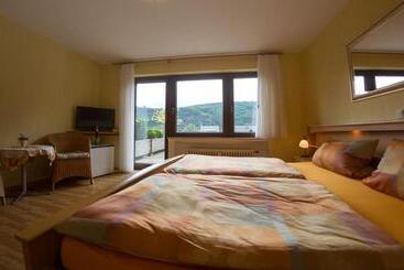 ベッドアンドブレックファースト Weingut Gerhard Trossen