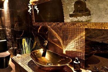 מלון דירות Ferrari Wellness Apartmán