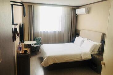 Hanting Hotel Linyi Luozhuang Tongda Nan Road