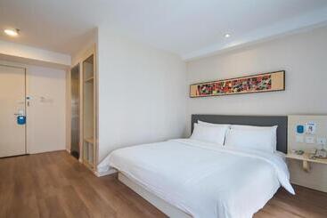 Hanting Hotel Nanjing Daishandong Laiao Nancheng