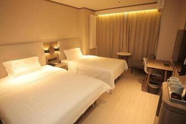 Hanting Hotel Sanhe Yanjiao Development Zone