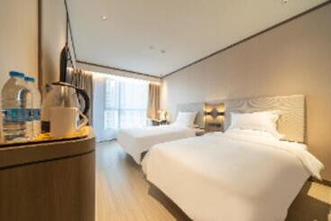 Hanting Hotel Shanghai Fengxian Xincheng Nanfeng Road