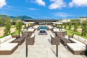 בית מלון כפרי Awaumi Fujikawaguchiko Resort