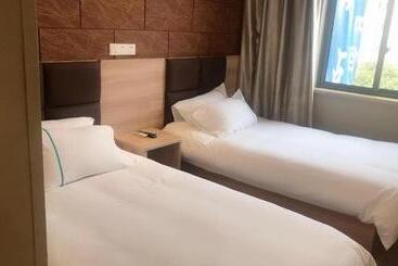 Otel Shanghai Jiejia