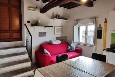 Пансион Appartamento Di Lucia