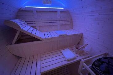 膳宿费 La Petite Maison De Giverny Chambres De Charme Gîte 5 étoiles Au Cœur Du Village