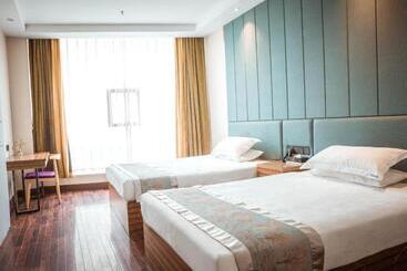 Starway Hotel Jiujiang Duchang Yue An