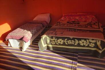 هاستل Mirdane Camp