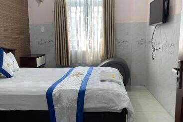 هتل Hương Thiên Phú