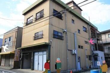פנסיון 上田屋 半田館