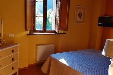 La Peschiera Sul Vara B&b