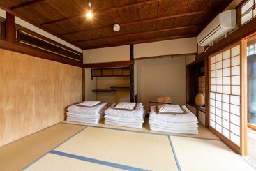 ユースホステル Yuzan Guesthouse