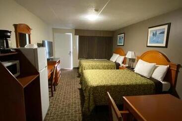 Angus Inn Motel