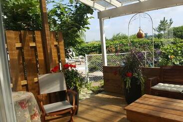 צימר Atelier Galerie Anne Drouin Peinture & Pension