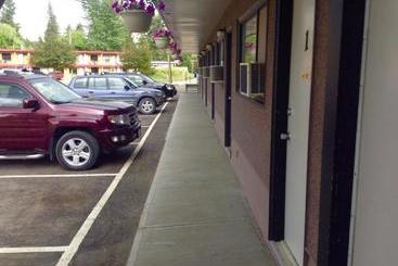 Gold Pan Motel
