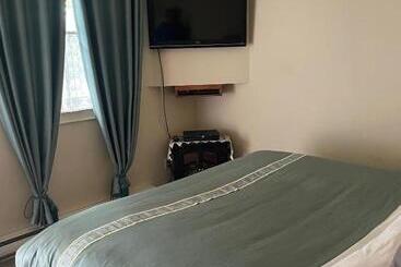 Motel Au P Tit Sapin