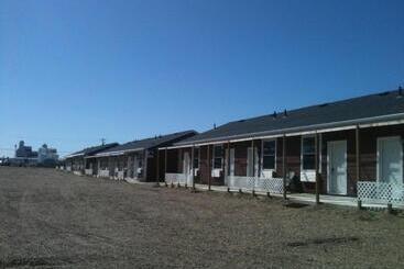 فندق على الطريق Bear S Den Lodge