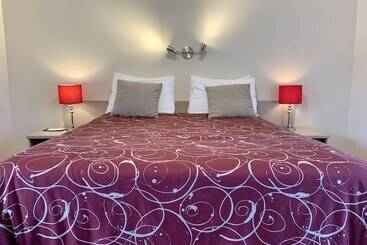 Motel De L'anse A L'eau