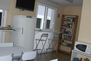 Hostel & Gym Relise   Albergue Juvenil