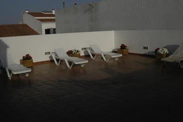 Hostel & Gym Relise   Albergue Juvenil