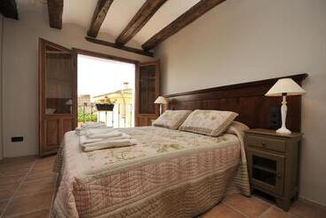 Bed and Breakfast Els Canterers
