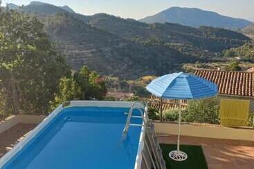 مبيت وإفطار Villa Pico