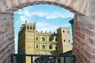 ホテル Rural Hospedería De Los Calatravos