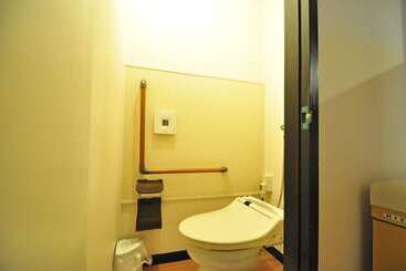 료칸 Kajiyabekkan Ramakkoro Yamaneko Yado