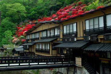 ריוקאן Kurokawa Onsen Yama No Yado Shinmeikan