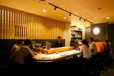 Station Hotel Au
