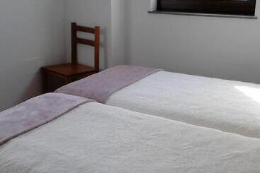 Albergue Camino Norte   Hostel