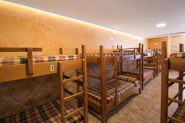 Albergue Cuatro Cantones