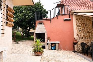 هاستل O Refuxio De La Jerezana