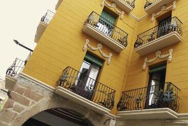 Bed and Breakfast Cal Comabella