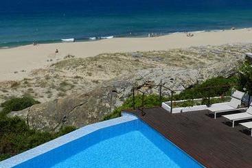 تختخواب و صبحانه Villa Biarritz