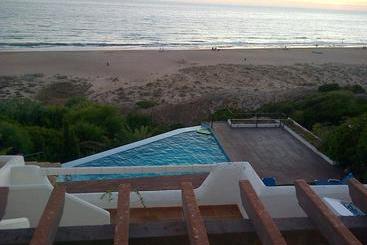 تختخواب و صبحانه Villa Biarritz