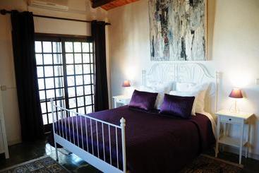 Casa Del Artista Bed & Breakfast