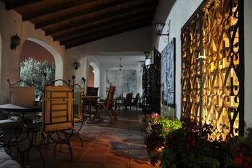 Casa Del Artista Bed & Breakfast