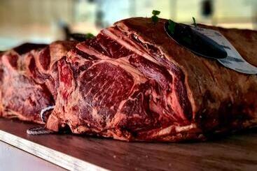 Escuderos Hotel Cruz