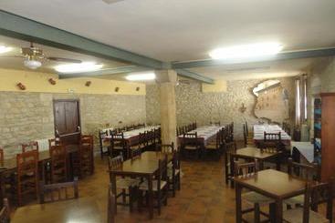 هتل Hostal Mesón Del Rey