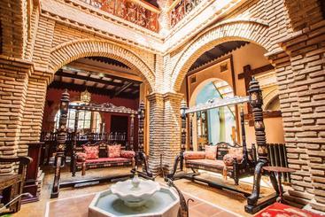 ホテル Juan Valiente