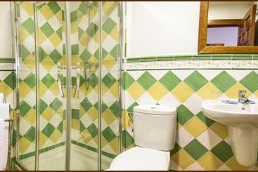 هتل Posada Del Tio Juanón