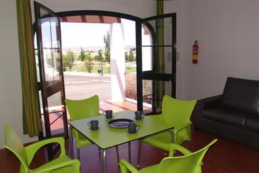 اقامتگاه Camping La Sierrecilla