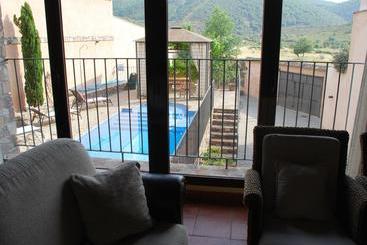 اقامتگاه Casa Rural Mirador De La Fuente