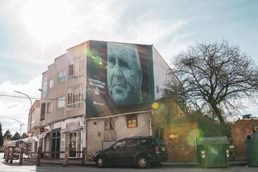 Albergue Barullo   Cubículos   Literas   Habitaciones