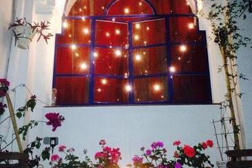تختخواب و صبحانه El Sueño Hostel