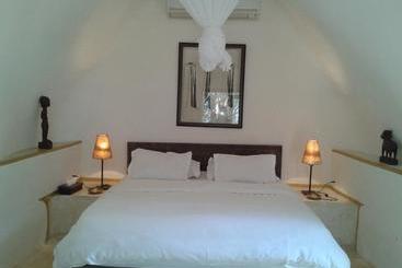 استراحتگاه Nilaya Hermitage